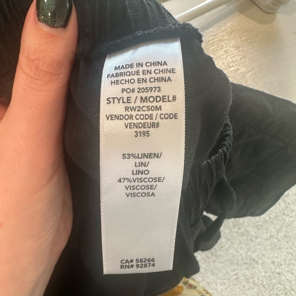 Splendid Black Linen Blend Drawstring Shorts | Small | GUC - Picture 5 of 5